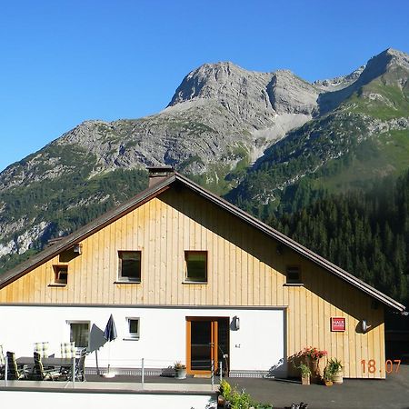 Haus Gaudenz Apartment Warth  Exterior photo
